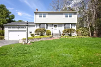 9 Hermosa Dr, Easton, MA 02375 - Photo 1