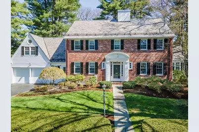 35 Arnold Rd, Wellesley, MA 02481 - Photo 1