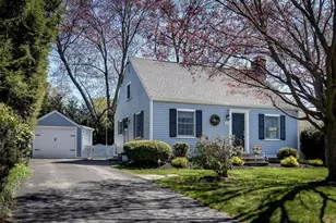 52 Wesley Rd, Framingham, MA 01701 - Photo 1