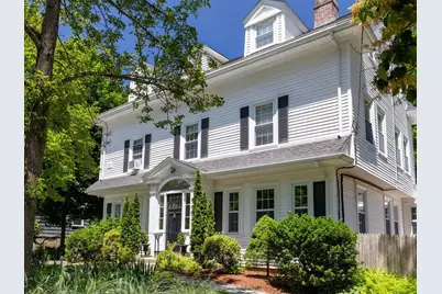 12 Appleby Rd #2L, Wellesley, MA 02482 - Photo 1