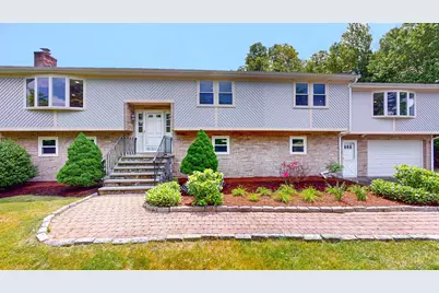 14 Tournament Rd, Natick, MA 01760 - Photo 1
