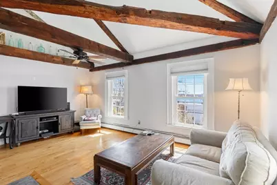 18-20 Front St #3, Beverly, MA 01915 - Photo 1