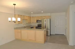 28 Greenleaves Dr, Amherst, MA 01002 - Photo 1