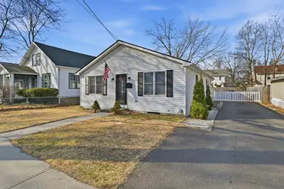 222 Edendale St, Springfield, MA 01104 - Photo 1