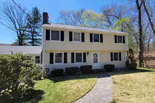 31 Hunnewell St, Needham, MA 02494 - Photo 1