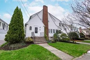 42 Richardson Rd, Belmont, MA 02478 - Photo 1