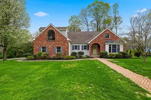 7 Brewster Rd, West Springfield, MA 01089 - Photo 1