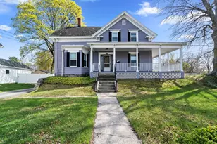 99 Montvale Ave, Woburn, MA 01801 - Photo 1