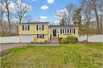 9 Franklin Street, Medway, MA 02053 - Photo 1