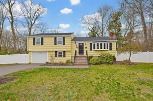9 Franklin St, Medway, MA 02053 - Photo 1