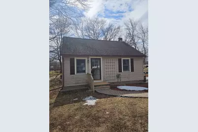 449 Oak St, Shrewsbury, MA 01545 - Photo 1