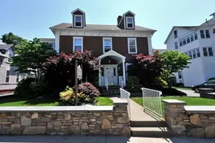 548 Pleasant St, Worcester, MA 01602 - Photo 1