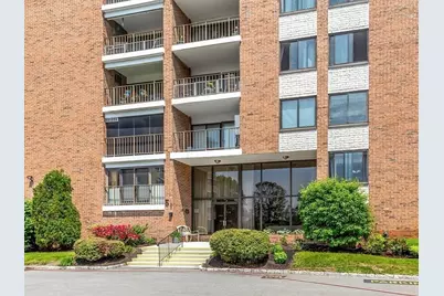 51 Melrose St #4D, Melrose, MA 02176 - Photo 1