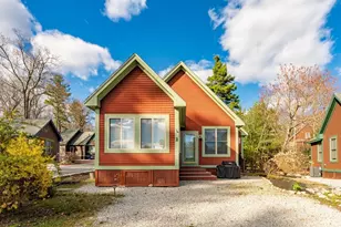 2 Courtview Ln, Westford, MA 01886 - Photo 1