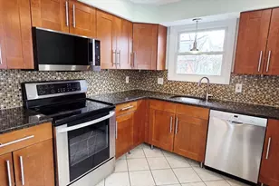 15 Putnam Pl, Winthrop, MA 02152 - Photo 1