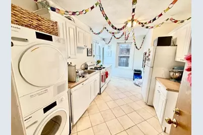 11 Foster #5, Boston, MA 02109 - Photo 1