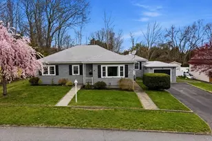 89 Lexington Ave, Dartmouth, MA 02747 - Photo 1