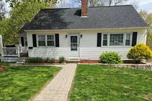 25 Manor Rd, Auburn, MA 01501 - Photo 1
