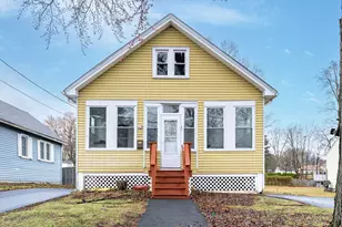 17 Oak St, West Springfield, MA 01089 - Photo 1
