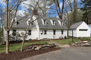 12 Pleasant Ct, Amherst, MA 01002 - Photo 1