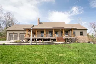 4 Lena Ln, Lunenburg, MA 01462 - Photo 1