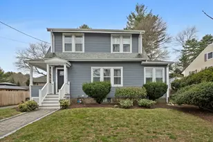 836 Lynnfield St, Lynnfield, MA 01940 - Photo 1