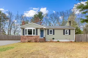 29 Lydon Ln, Kingston, MA 02364 - Photo 1