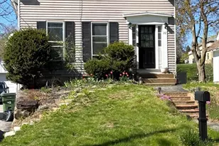 22 Spring St, North Brookfield, MA 01535 - Photo 1