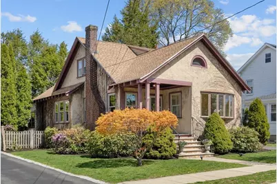 18 Glendale Ave, Melrose, MA 02176 - Photo 1