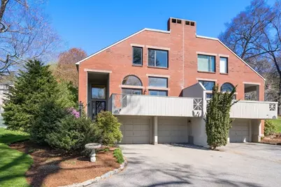 3 Catlin Rd #3, Brookline, MA 02445 - Photo 1