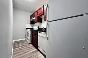 60 Pleasant St, Arlington, MA 02476 - Photo 1