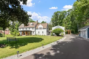 8 Stearns Rd, Upton, MA 01568 - Photo 1