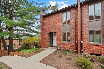 8 Sutton Ct #8, Amherst, MA 01002 - Photo 1