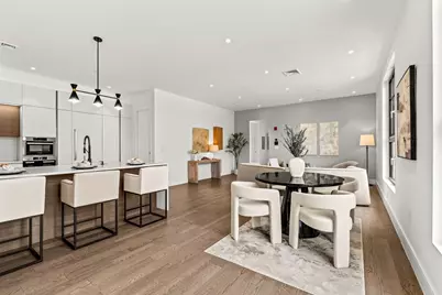 8 Leverett St #4, Brookline, MA 02445 - Photo 1