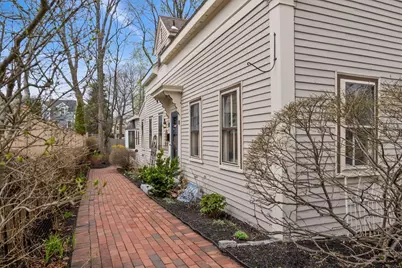 8 California St, Newburyport, MA 01950 - Photo 1
