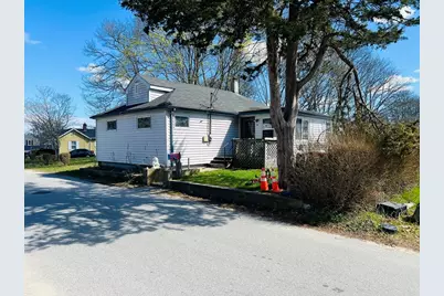 19 Oakdale St, Wareham, MA 02571 - Photo 1