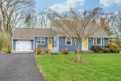 39 Old North Road, Hudson, MA 01749 - Photo 1