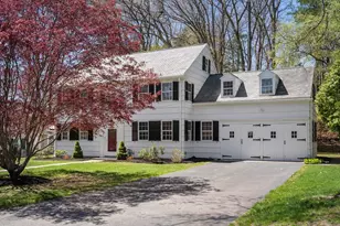 23 Thackeray Rd, Wellesley, MA 02481 - Photo 1