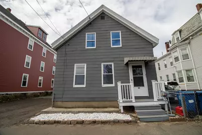 40-42 Holly St, Lawrence, MA 01841 - Photo 1