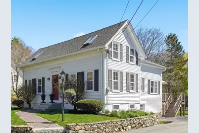 92 Central St, Georgetown, MA 01833 - Photo 1
