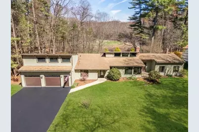 6 Cranberry Ln, Hudson, MA 01749 - Photo 1