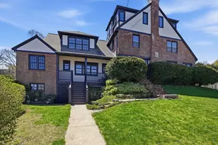 34 Governor Long Rd, Hingham, MA 02043 - Photo 1