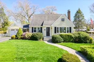 7 Arbutus Ave, Braintree, MA 02184 - Photo 1