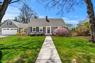 11 Woodbridge Rd, North Andover, MA 01845 - Photo 1