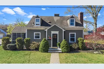 377 Archer St, Fall River, MA 02720 - Photo 1