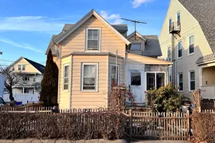 28 Irwin St, Winthrop, MA 02152 - Photo 1