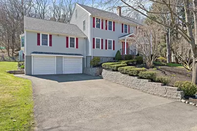 20 Blossom St, Lexington, MA 02421 - Photo 1