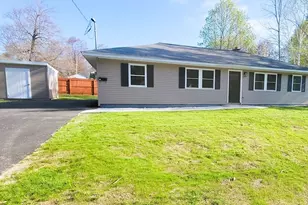 14 Deer Pond Dr, Leicester, MA 01524 - Photo 1