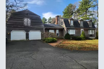 700 Locust St, Swansea, MA 02777 - Photo 1
