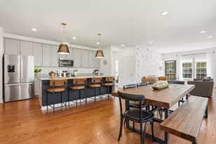 8 Jackson Dr, Upton, MA 01568 - Photo 1